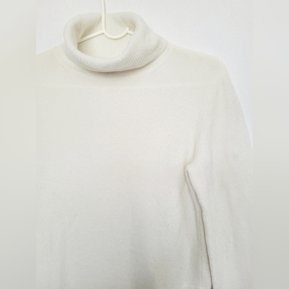 J.Crew Women's Turtleneck Sweater Acryl/Wool Blend Milk White XS - Picture 4 of 16